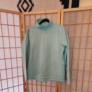 Womans Omni wick ski top